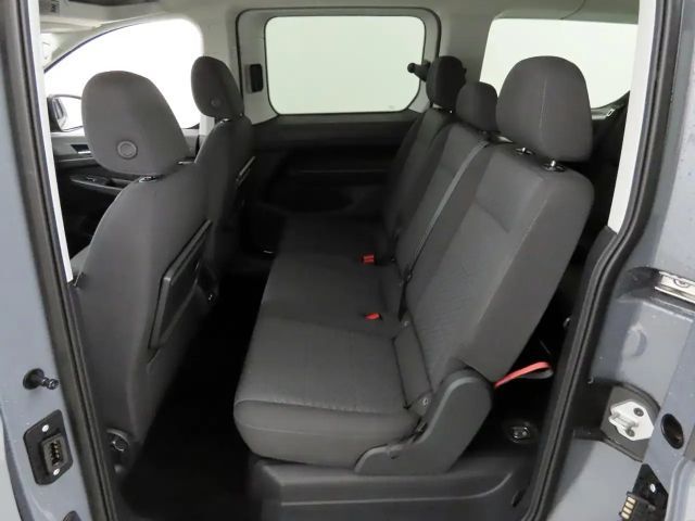 Ford Grand Tourneo