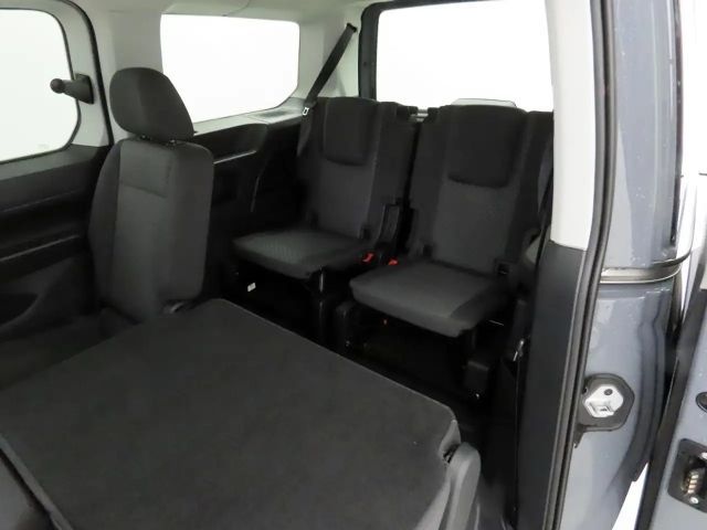 Ford Grand Tourneo