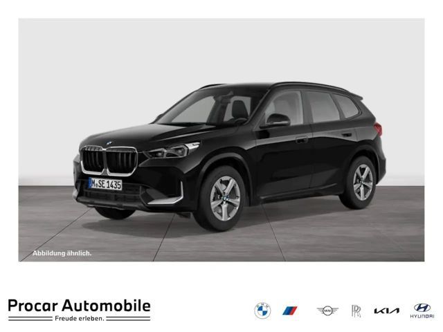 BMW X1 sDrive18i RFK NAVI LED Sound Syst. PDC V+H 2023 Benzine