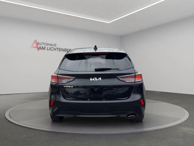 Kia Ceed / cee'd
