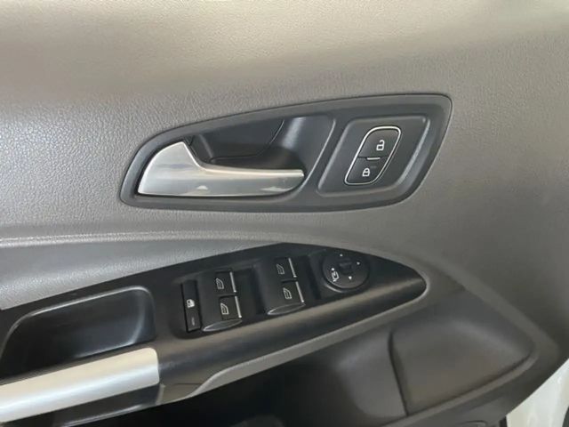 Ford Grand Tourneo