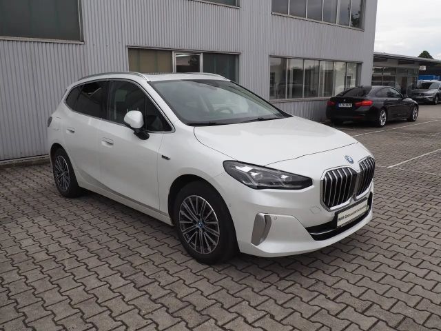 BMW 230 e xDrive Active Tourer Aut. Luxury Line*HarmanKardon*AHKschwenk*Panorama*Massage*360°* 2022 Hybride / Benzine