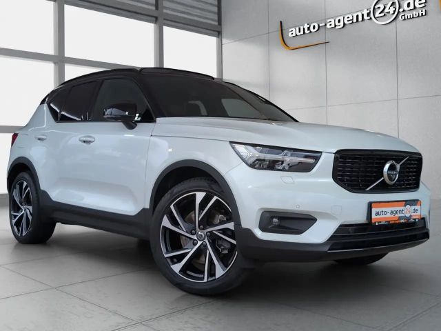 Volvo XC40 T4 R-Design/XeniumPro/Pano/360°/H&K/StHzg 2021 Hybride / Benzine