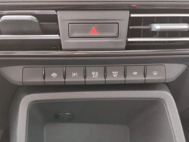 Ford Grand Tourneo