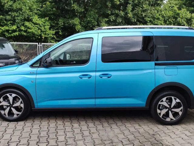 Ford Grand Tourneo