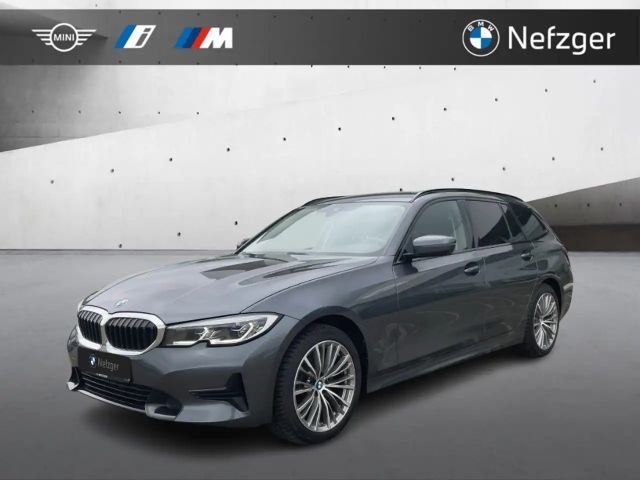 BMW 320 d xDrive Touring Sport Line  Park-Assistent 2022 Diesel