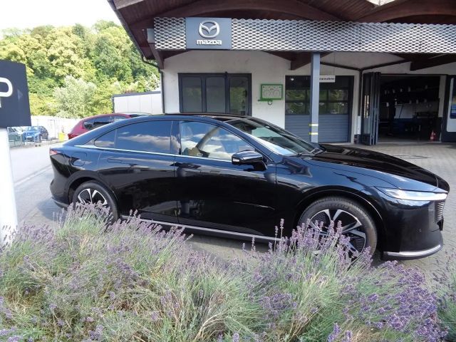 Mazda 6e