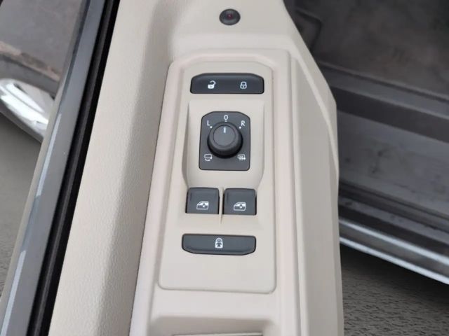 Volkswagen T7 California