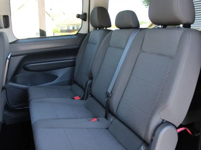 Ford Grand Tourneo