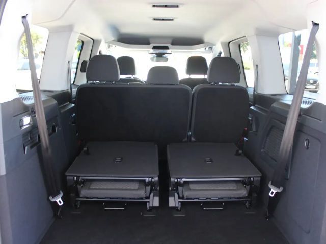 Ford Grand Tourneo