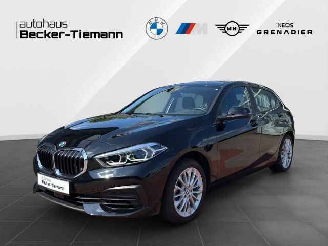 BMW 116 i adap. LED | Head-Up | Kamera | Navi | Sitzh. etc 2023 Benzine