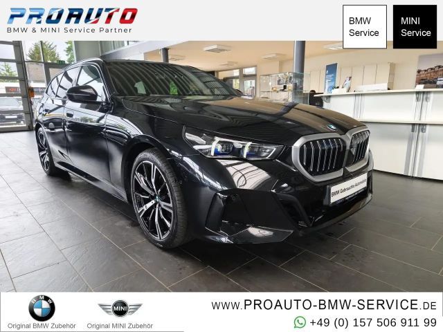 BMW 520 d xDrive M Sport Tour. AHK/HUD/HK/360°/20" 2026 Diesel