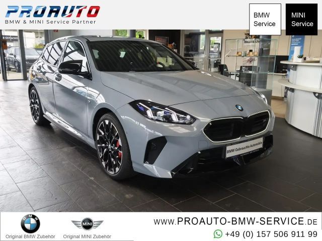 BMW M1 35 xDr M Sport Pro PANO/HUD/Memo/360°/M-Sitze 2025 Benzine