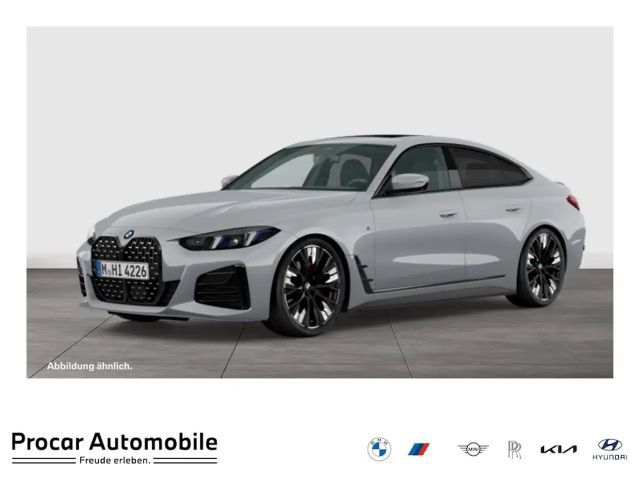 BMW 430 i xDrive M Sport ACC RFK NAVI LED PDC V+H LM 2024 Benzine