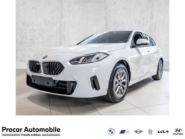 BMW 120 NAVI+ALARM+LHZ+SHZ+DAB+Parkassist.+Driving Assist. 2026 Benzine