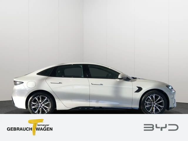 BYD Seal