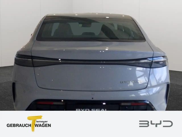 BYD Seal