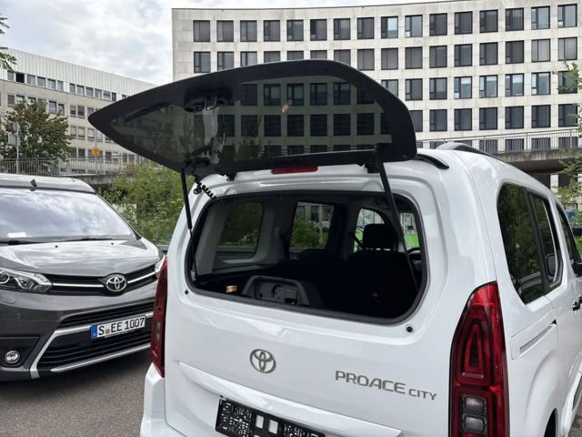 Toyota Proace City