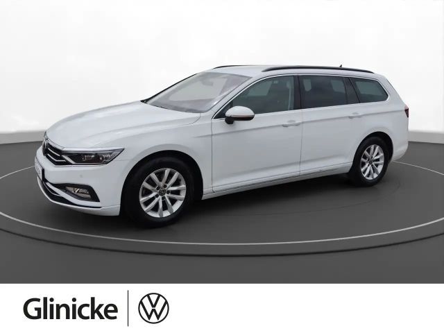 Volkswagen Passat Variant 2.0 TDI Business Matrix AHK NAV 2023 Diesel