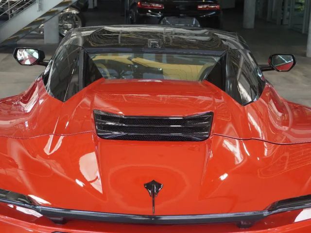 Corvette C8