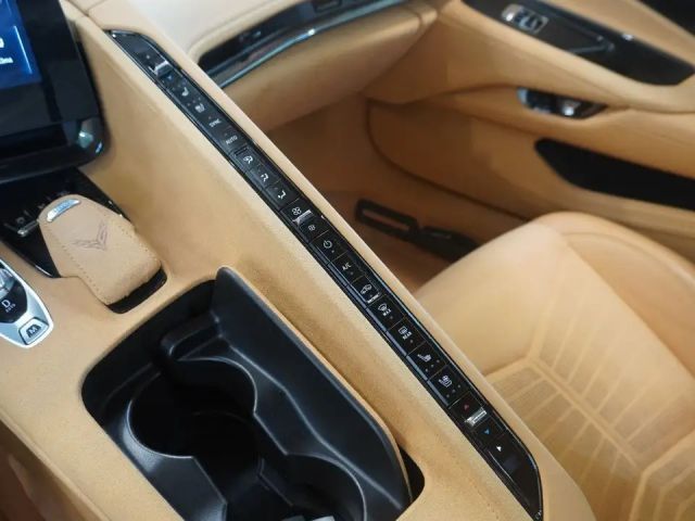 Corvette C8