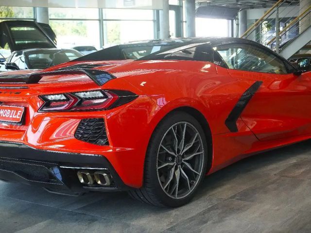 Corvette C8