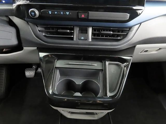 Ford Nugget