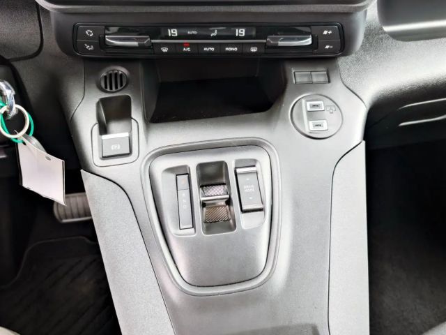 Peugeot e-Rifter