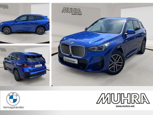 BMW iX1 xDrive30 M Sport 18" AHK HUD Memory H/K 2025 Elektrisch