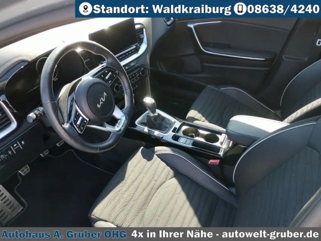 Kia Ceed / cee'd