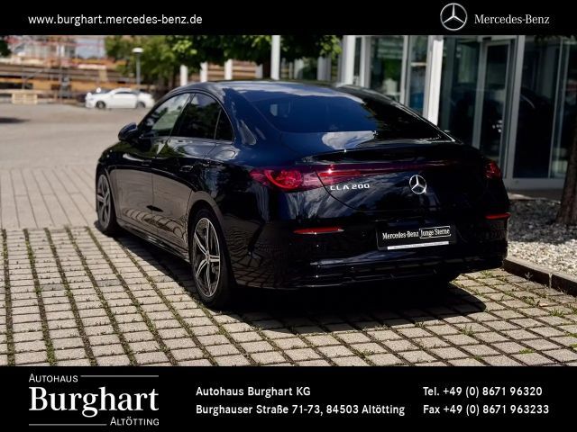 Mercedes-Benz CLA 200