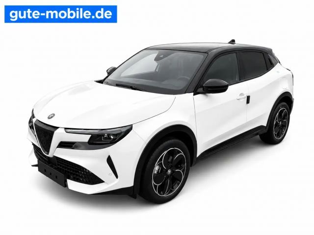 Alfa Romeo Junior Ibrida 1.2 VGT 48V-Hybrid 107 kW Q4 2025 Benzine