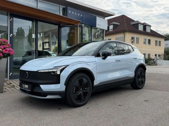 Volvo EX30 Cross Country Ultra Twin Performance Motor 2025 Elektrisch