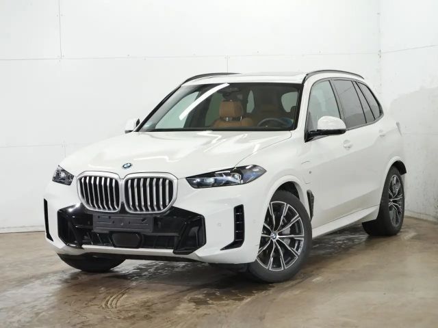 BMW X5 xDrive50e M Sport ACC AHK Aktivl.Pano H&K 2025 Hybride / Benzine