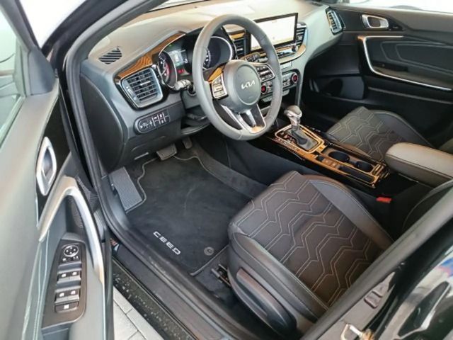 Kia Ceed / cee'd