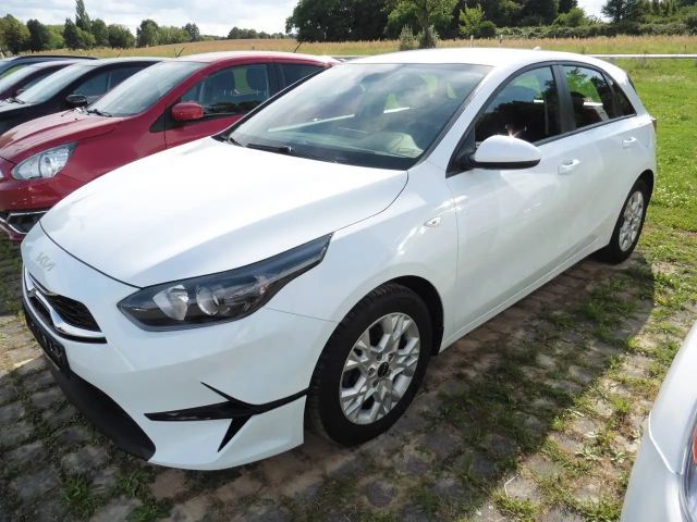 Kia Ceed / cee'd