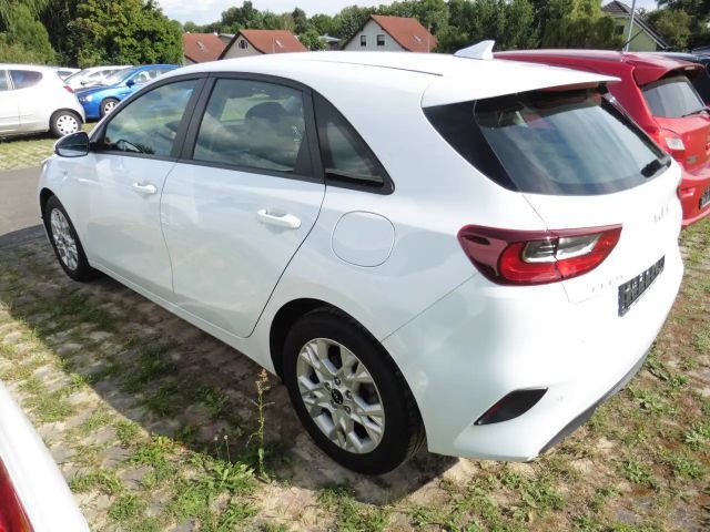 Kia Ceed / cee'd