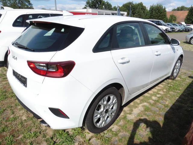 Kia Ceed / cee'd