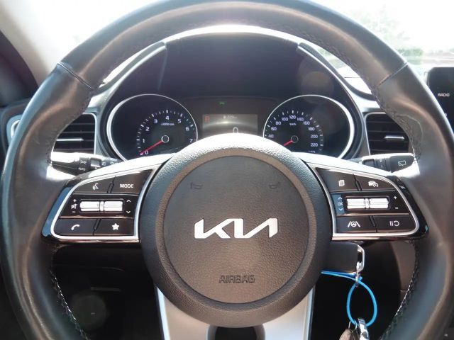 Kia Ceed / cee'd