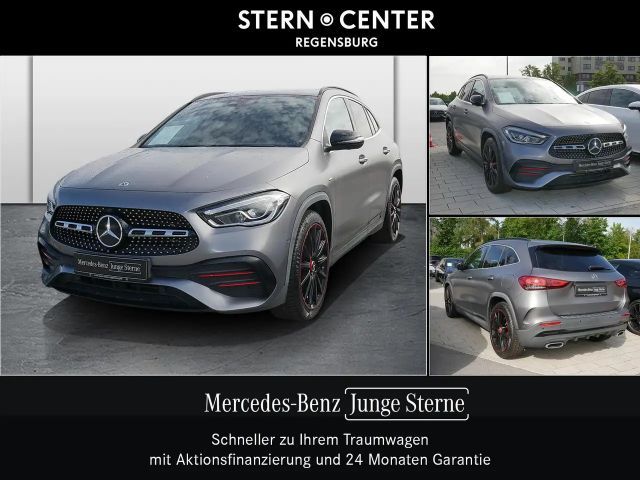 Mercedes-Benz GLA 250 AMG+STANDHEIZUNG+360°KAMERA+LED+SHZ+PDC+ 2021 Benzine