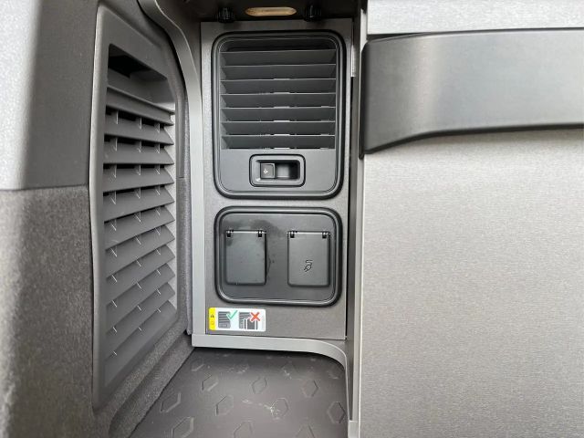 Volkswagen T7 California