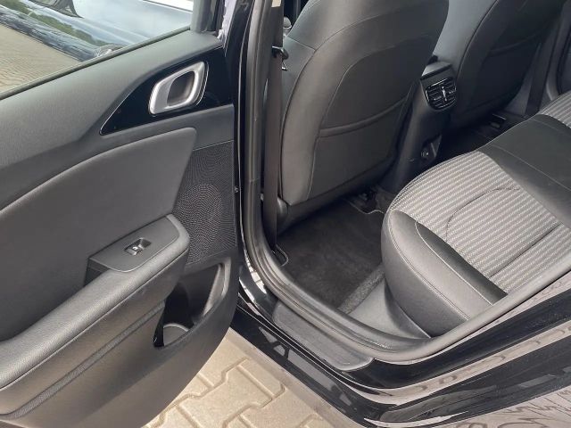 Kia Ceed / cee'd
