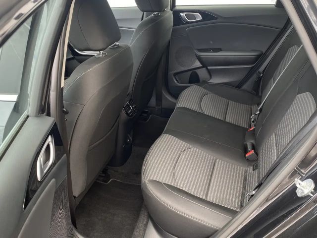 Kia Ceed / cee'd