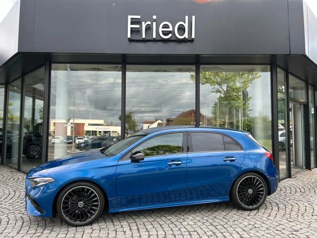 Mercedes-Benz A 200 AMG, KEYLESS, AHK, NIGHT, LED, WINTER 2025 Benzine