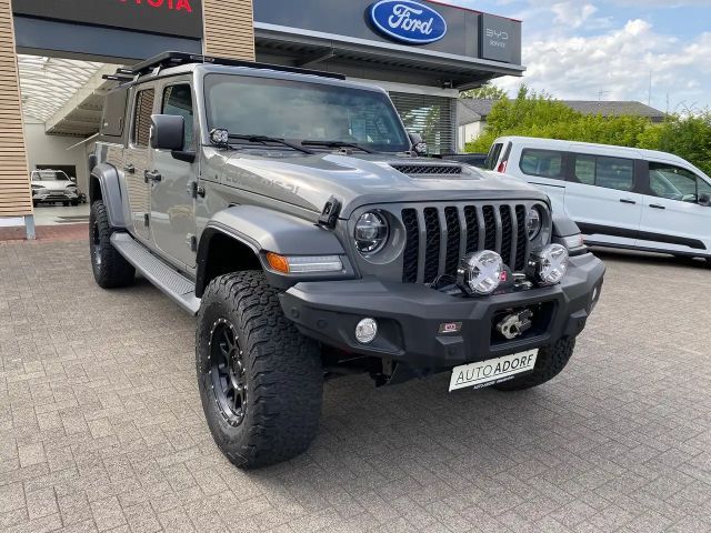 Jeep Gladiator Gladiator 3.0V6 MultiJet AWD Automatik Sport mit FOX Fahrwerk, Smartcab Hardtop, Seilwinde, Dachträger, Sonderräder 2021 Diesel