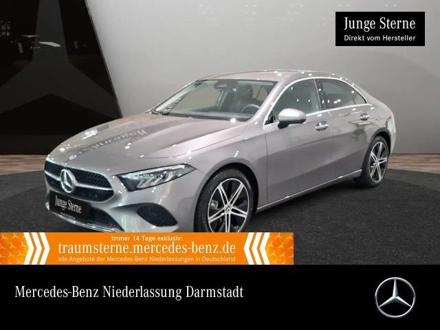 Mercedes-Benz A 180 Lim PROGRESSIVE+AHK+LED+BURMESTER+KAMERA+7G 2025 Benzine