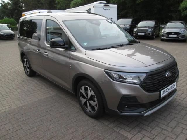 Ford Grand Tourneo