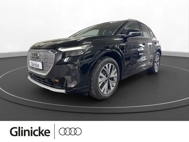 Audi Q4 e-tron 45 qu. LED LM 19" Navi PDC+RFK ACC Wär 2024 Elektrisch