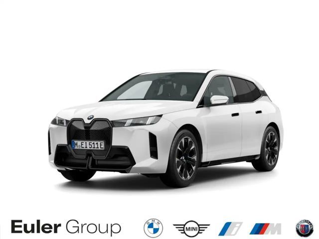 BMW iX xDrive 45 Sportpaket HUD StandHZG Navi Digitales C 2026 Elektrisch