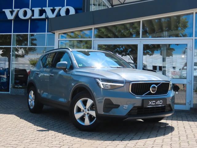 Volvo XC40 Momentum Core 2WD 2022 Benzine